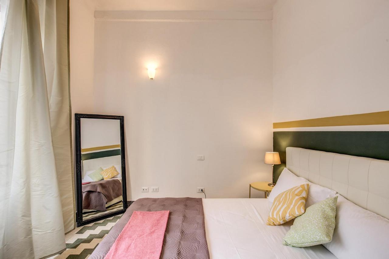 Aweshomeitaly - Bay Windows Apartment La Spezia Luaran gambar
