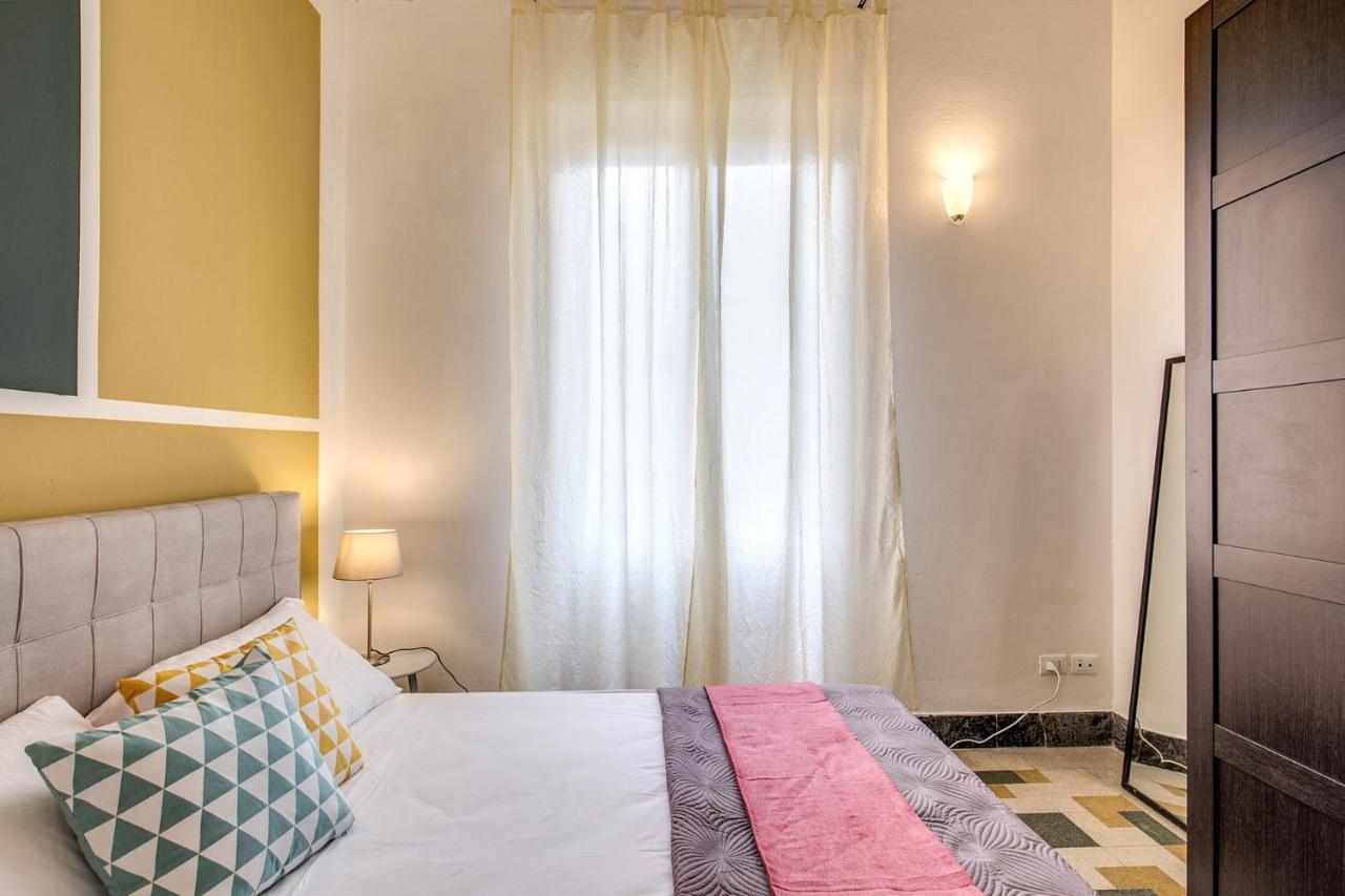 Aweshomeitaly - Bay Windows Apartment La Spezia Luaran gambar