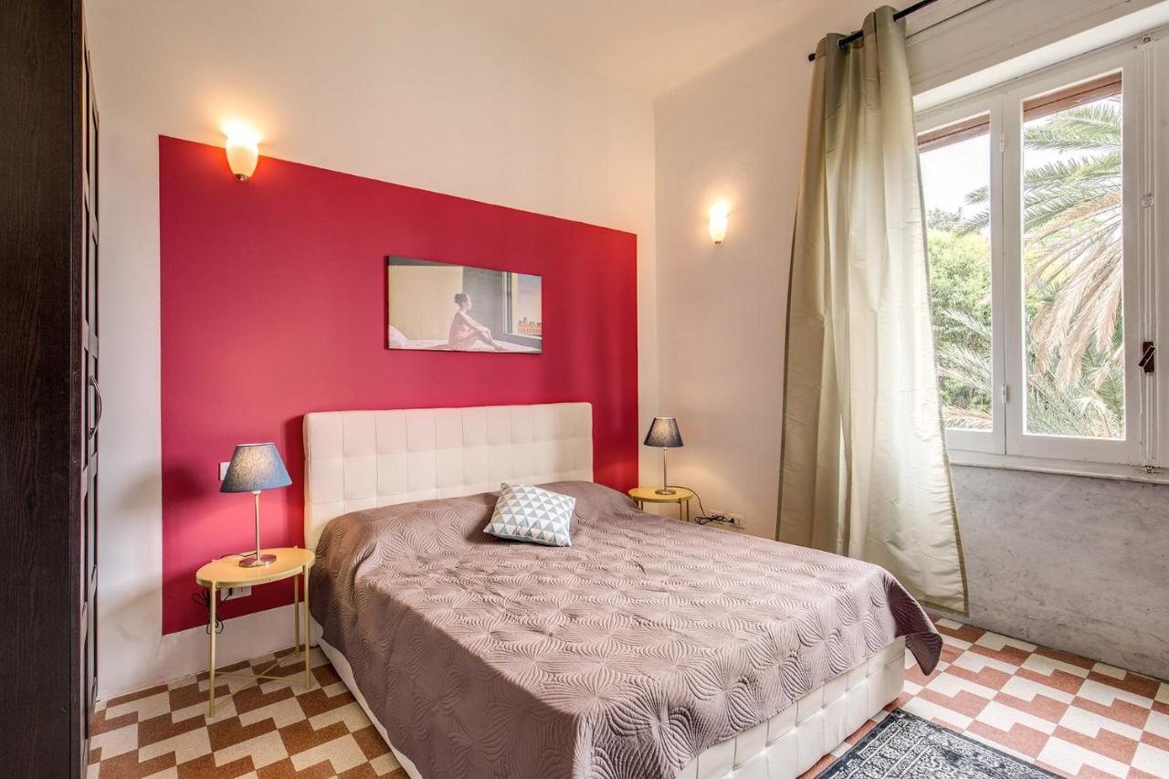 Aweshomeitaly - Bay Windows Apartment La Spezia Luaran gambar
