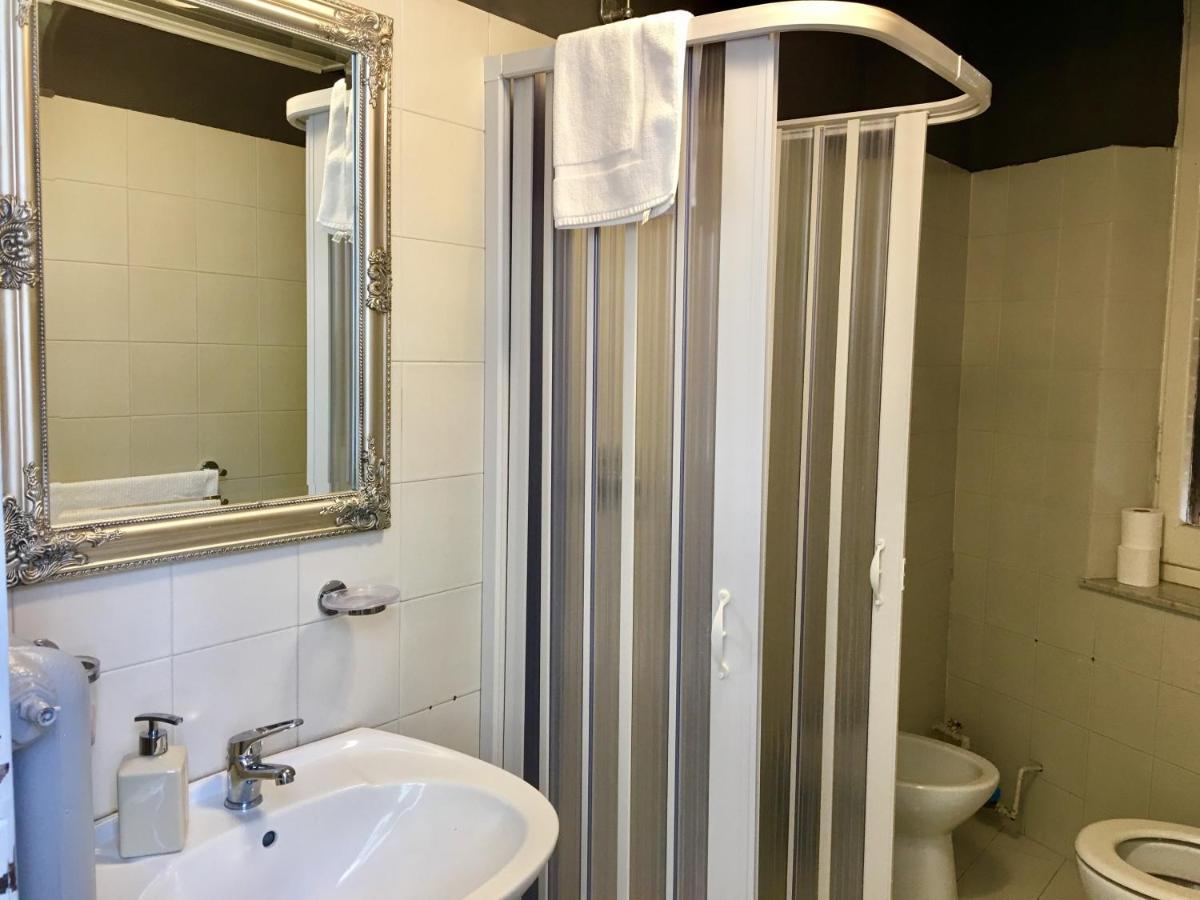 Aweshomeitaly - Bay Windows Apartment La Spezia Luaran gambar
